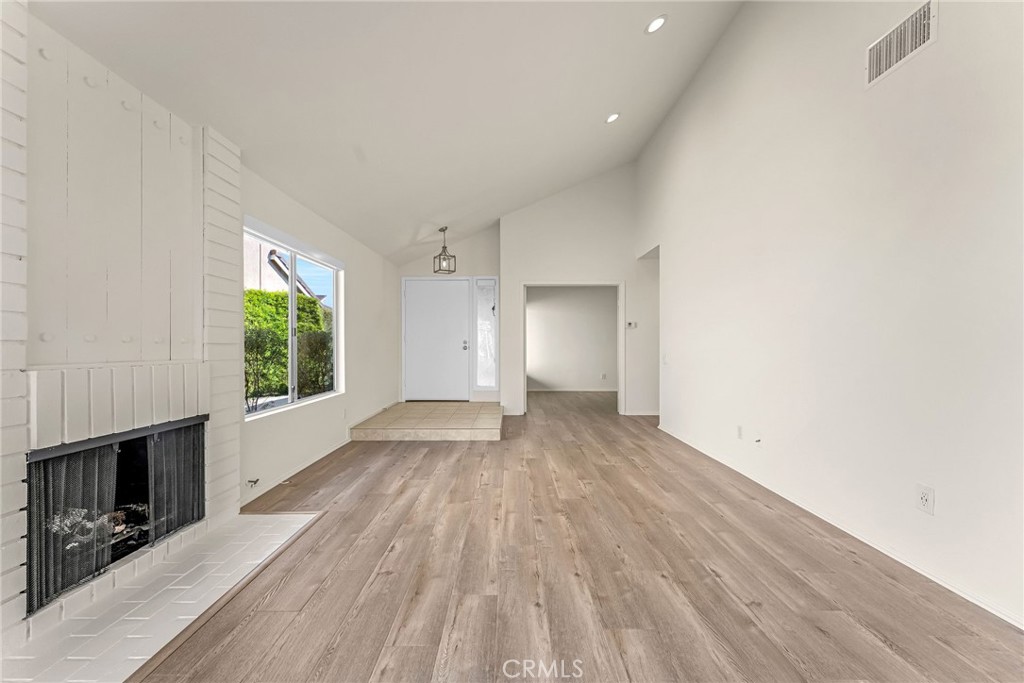 44 Sandpiper Property Photo 9