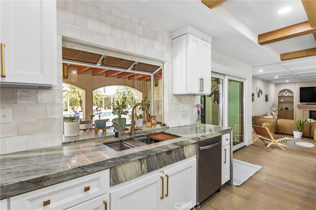 408 Edgemont Drive Property Photo 14