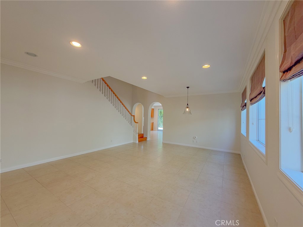 82 Laurelhurst Property Photo 9