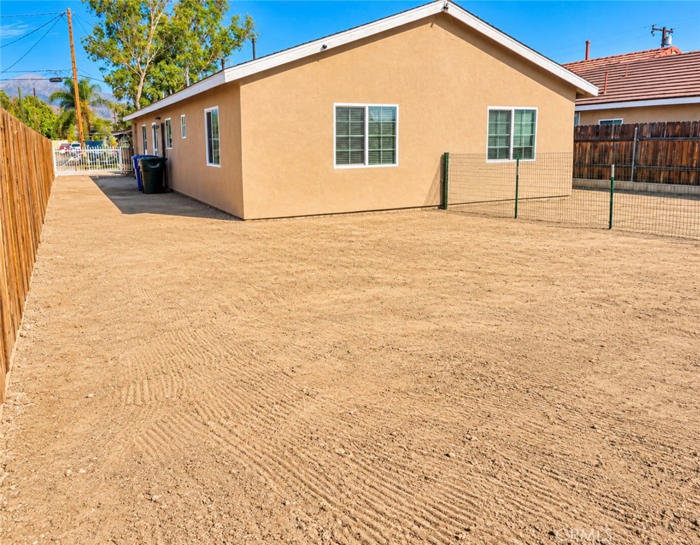 7538 Lynwood Property Photo 4