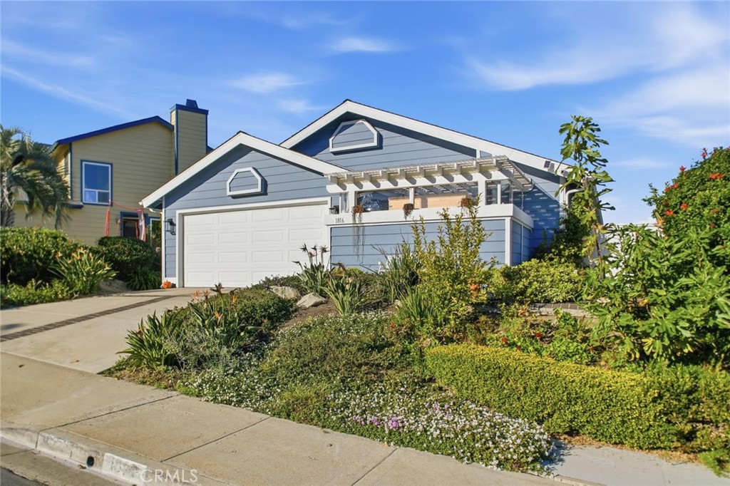 1816 E Pointe Property Photo 3