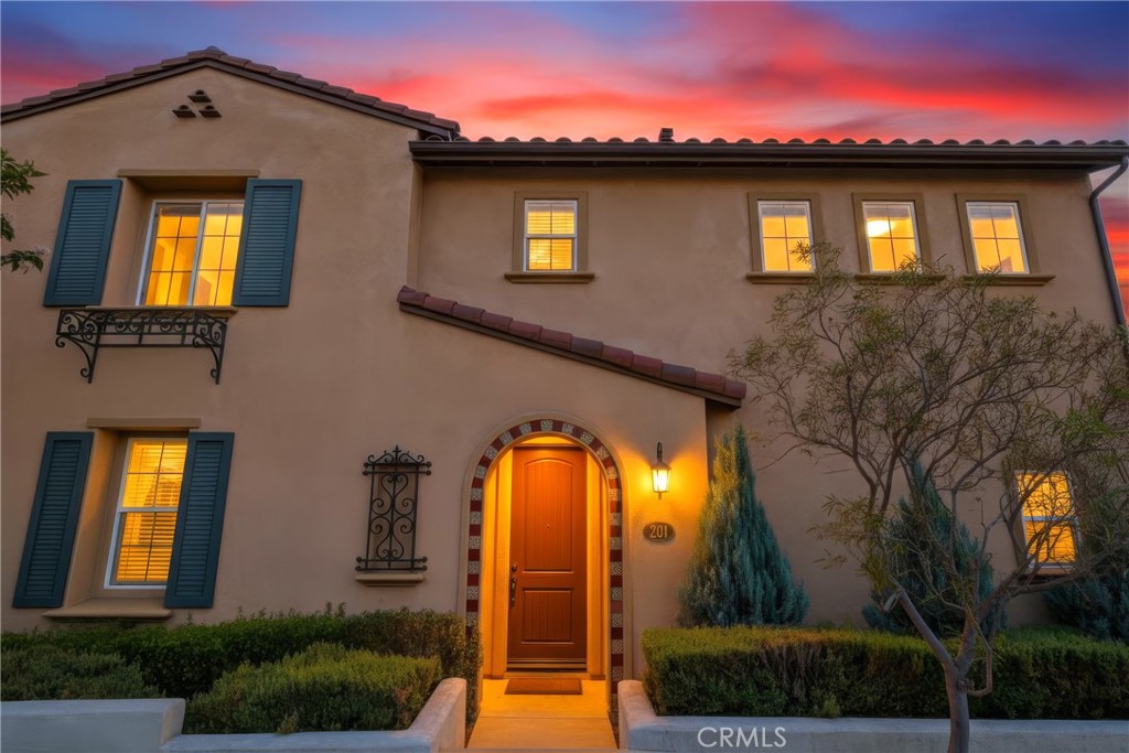 201 Encanto Property Photo 1