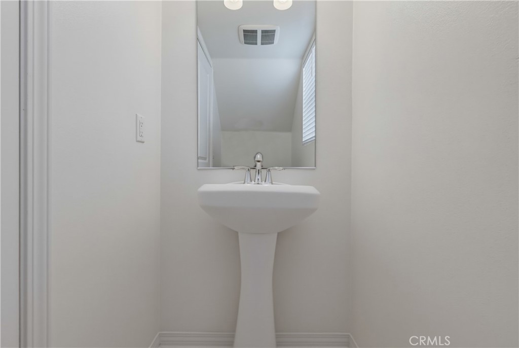 201 Encanto Property Photo 12