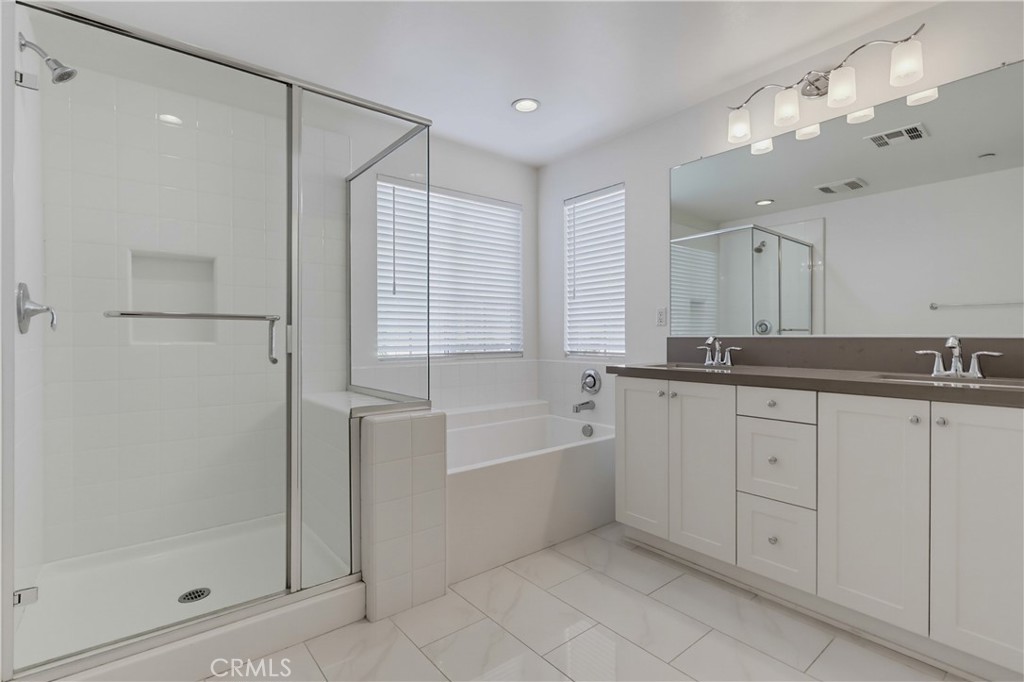 201 Encanto Property Photo 18