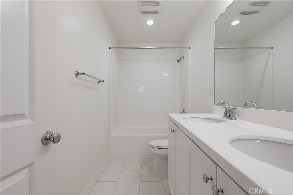 201 Encanto Property Photo 24