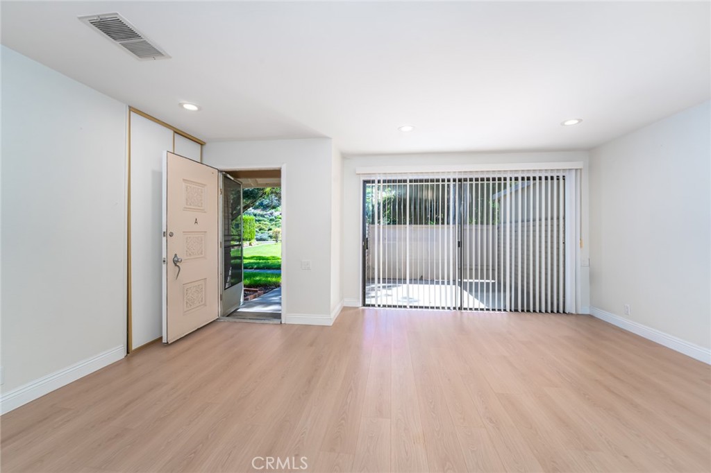 3075 Via Serena S A Property Photo 5