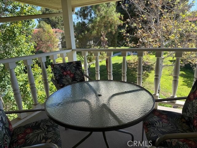 2397 Via Mariposa W 3h Property Photo 5