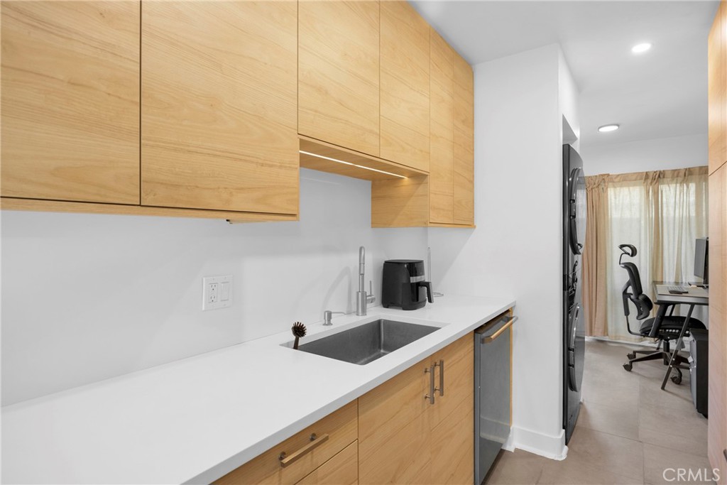 10760 Knott Property Photo 8