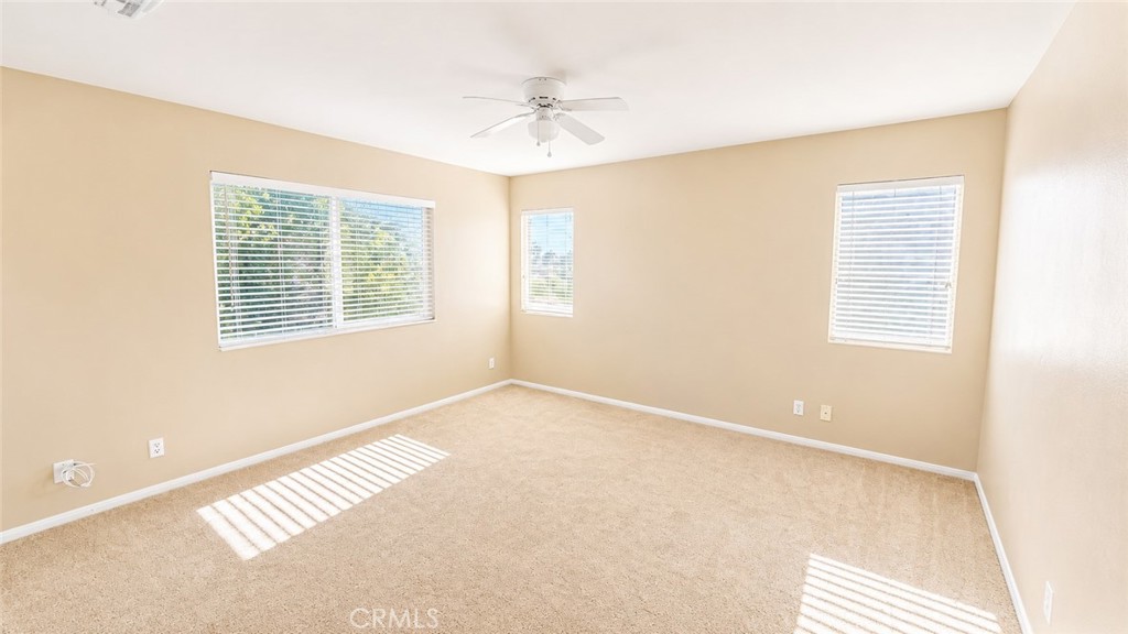 351 Jessica Property Photo 23