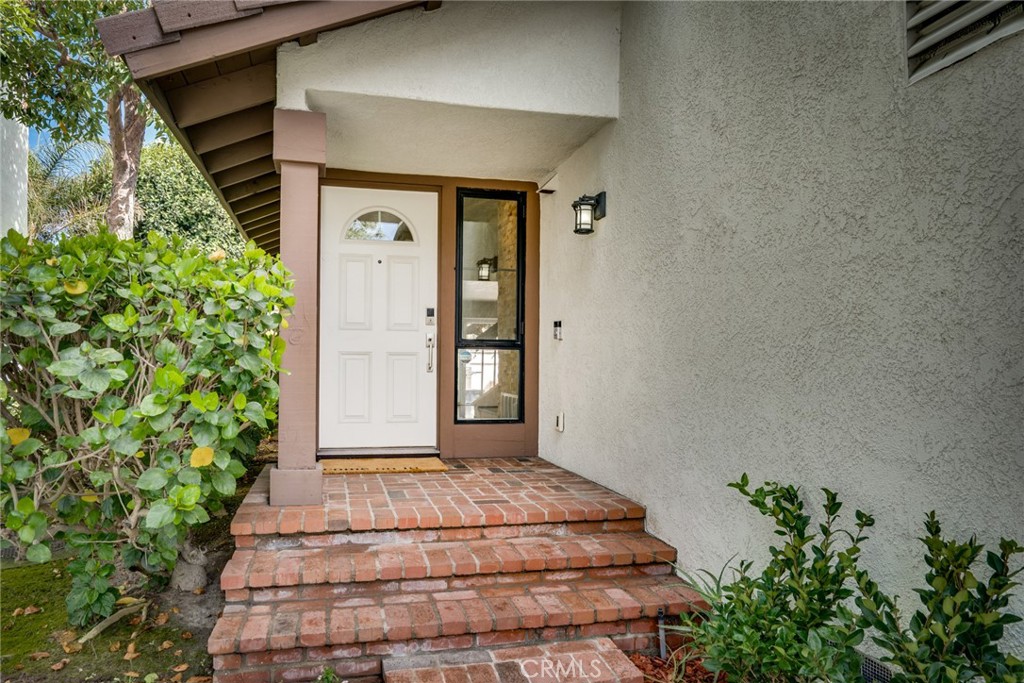 8537 Courreges Court Property Photo 4