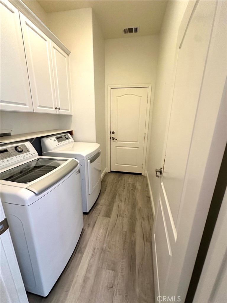 80 Mapleton Property Photo 3