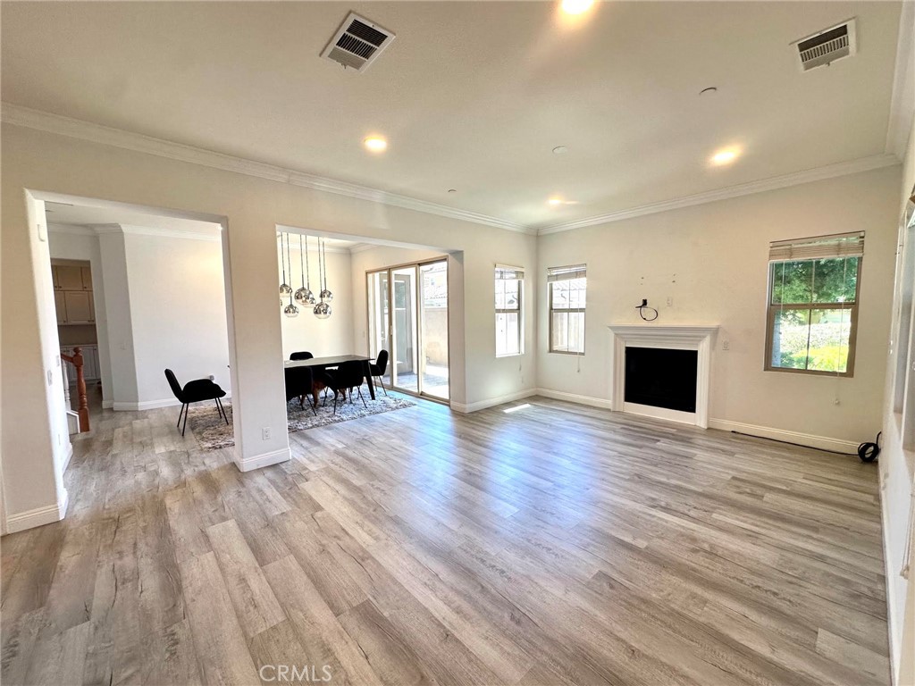 80 Mapleton Property Photo 7
