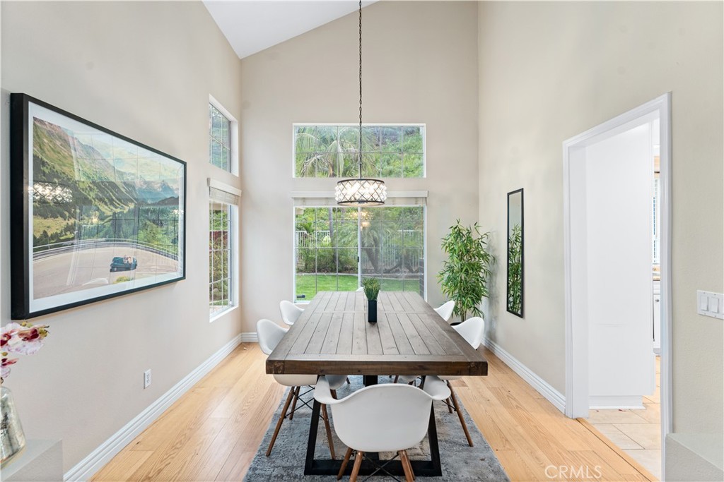 1535 San Almada Road Property Photo 7