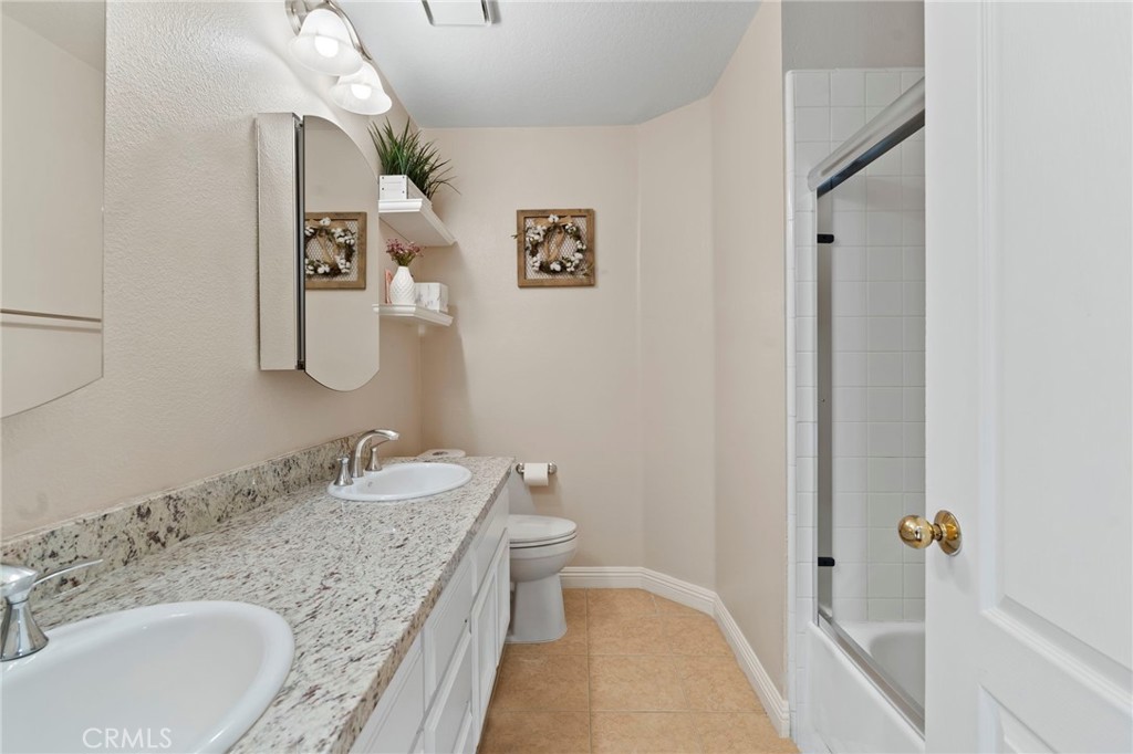 1535 San Almada Road Property Photo 25