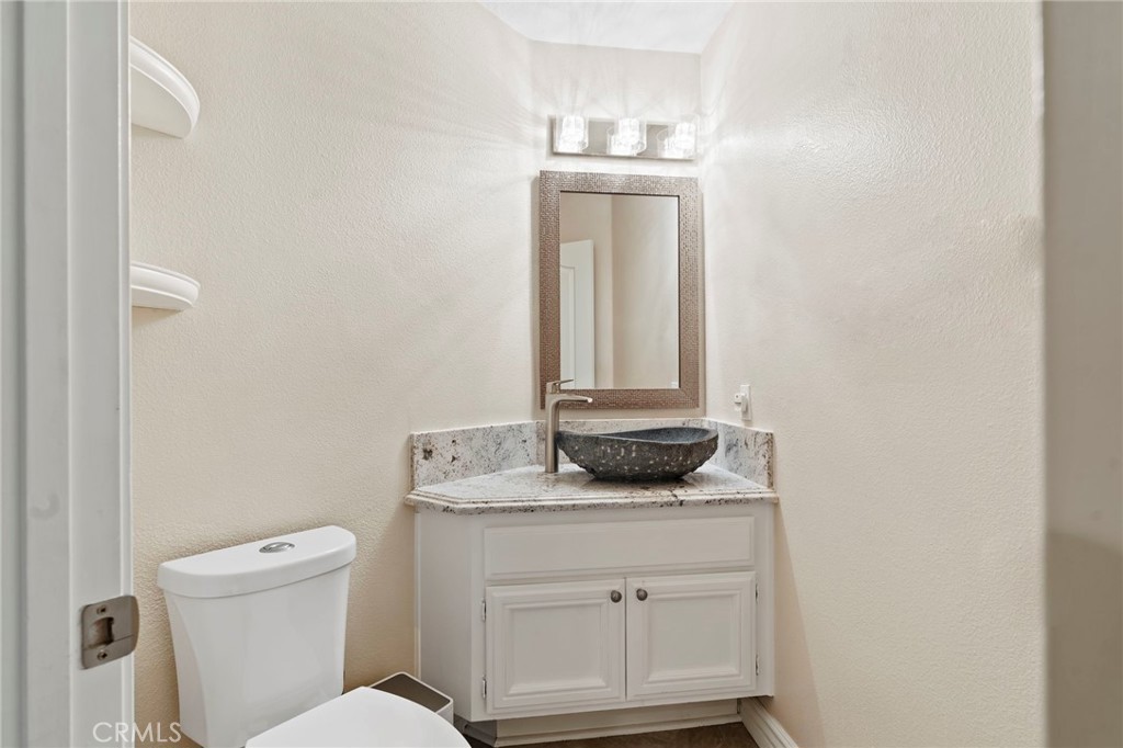 1535 San Almada Road Property Photo 28