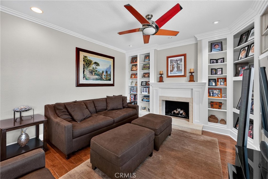 22852 Buendia Property Photo 22