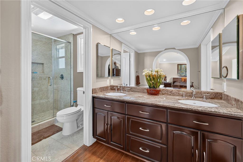 22852 Buendia Property Photo 44