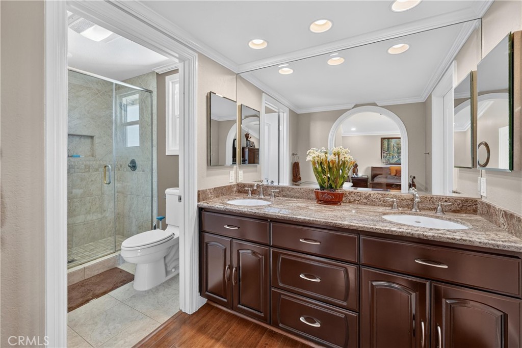 22852 Buendia Property Photo 44
