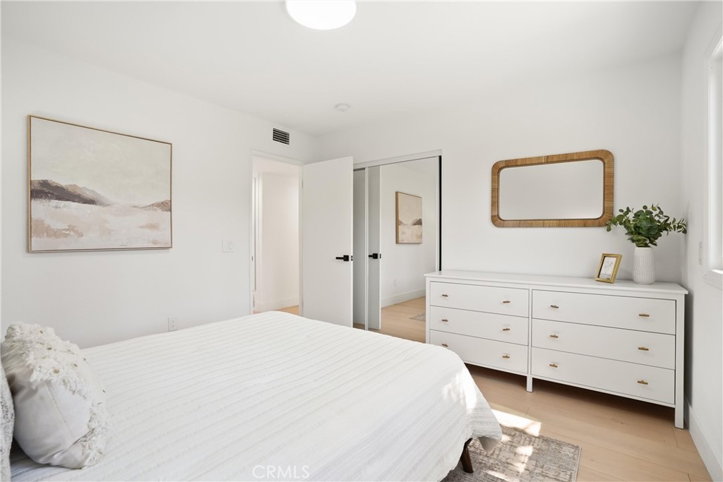 1712 N Glenview Avenue Property Photo 29