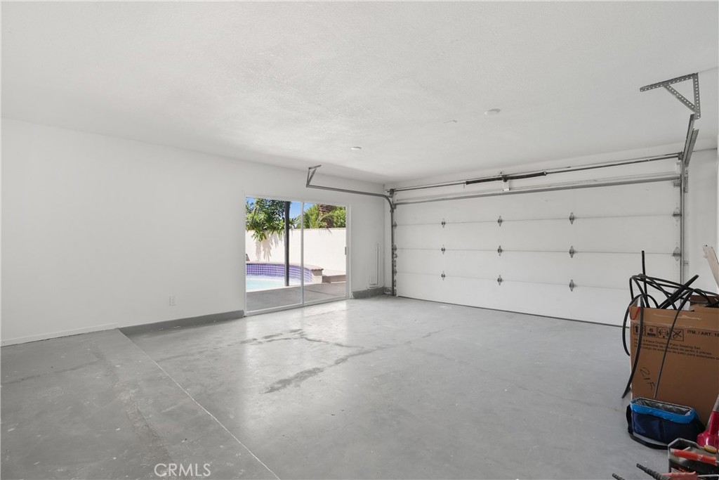 1712 N Glenview Avenue Property Photo 34