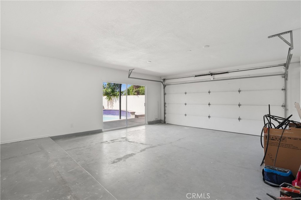 1712 N Glenview Avenue Property Photo 34