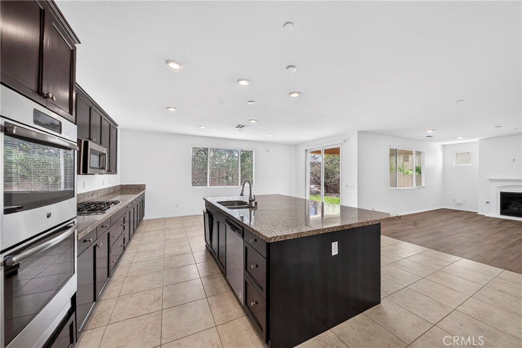7989 Licorice Property Photo 14