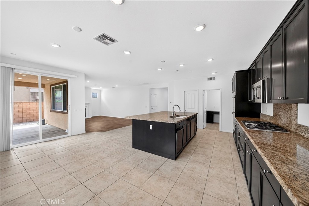 7989 Licorice Property Photo 15