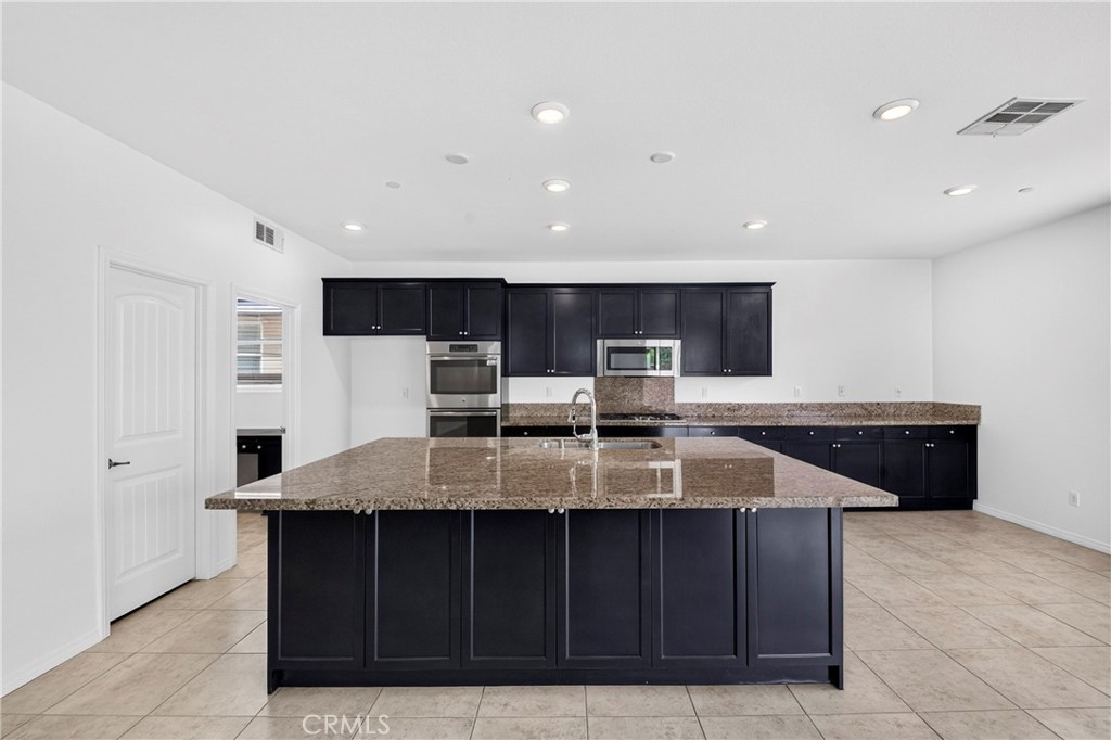 7989 Licorice Property Photo 18