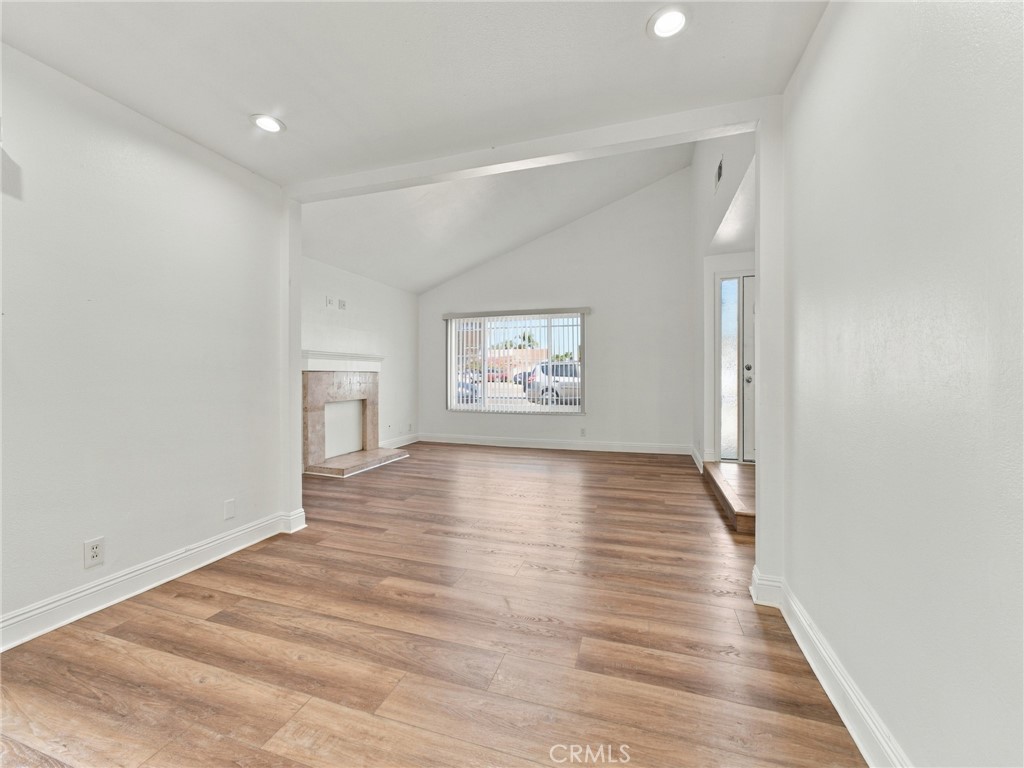 330 W Devonshire Drive Property Photo 15