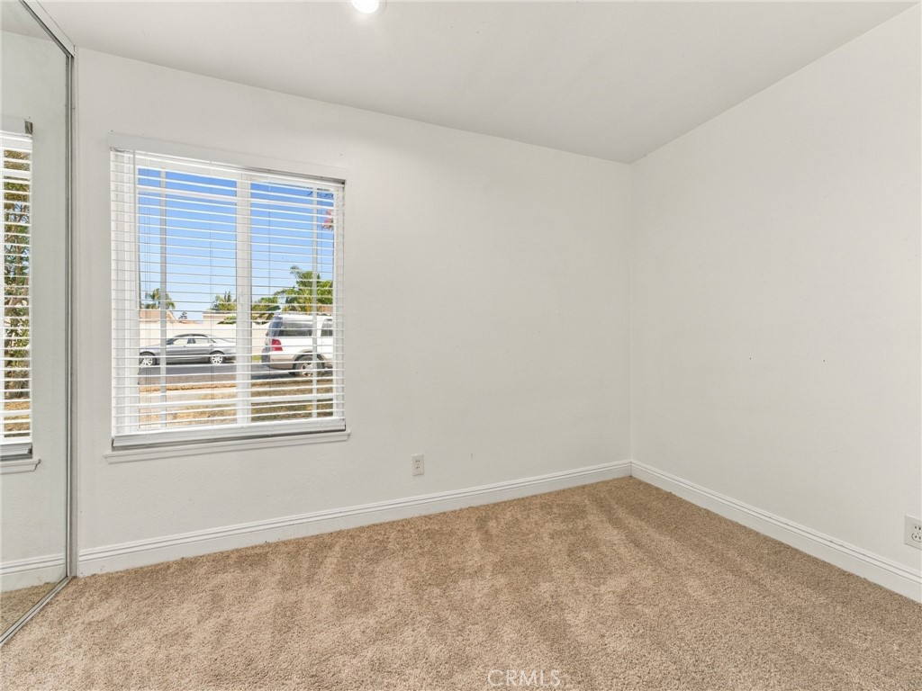 330 W Devonshire Drive Property Photo 17