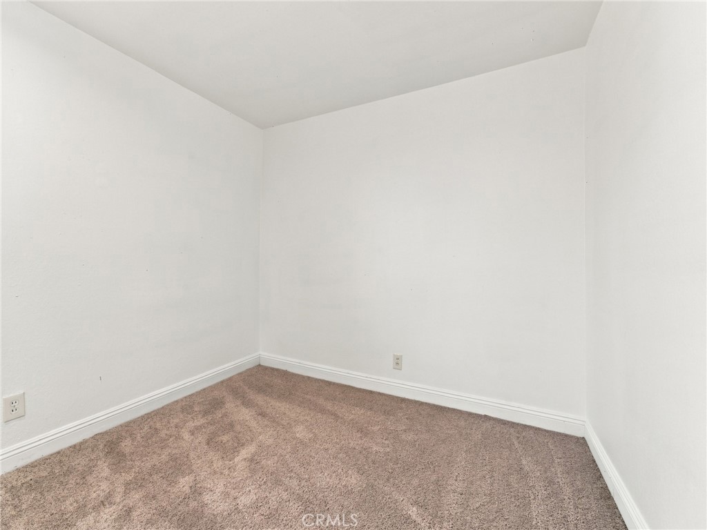330 W Devonshire Drive Property Photo 18