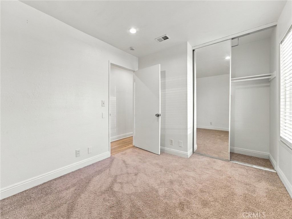 330 W Devonshire Drive Property Photo 19