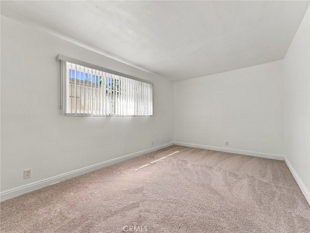 330 W Devonshire Drive Property Photo 23