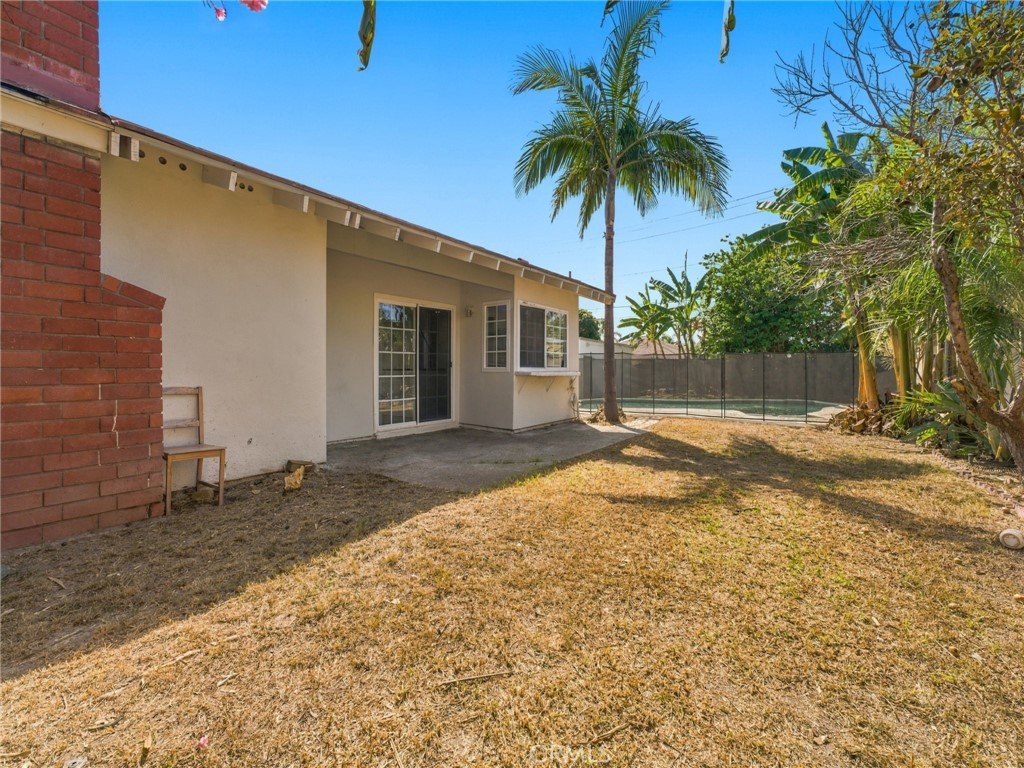 330 W Devonshire Drive Property Photo 32