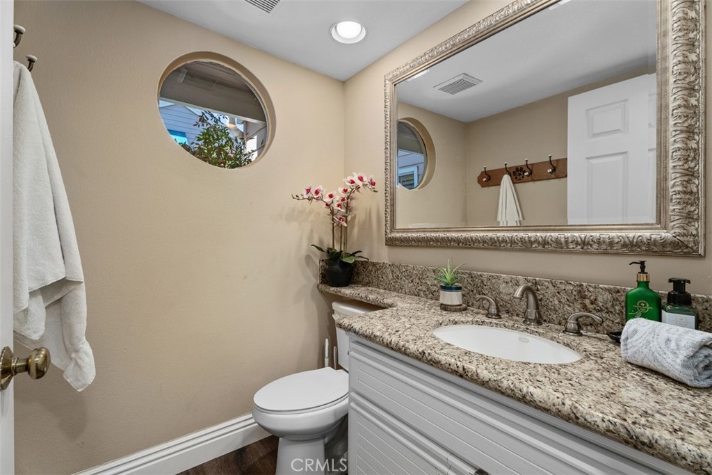 6 Seadrift 81 Property Photo 16