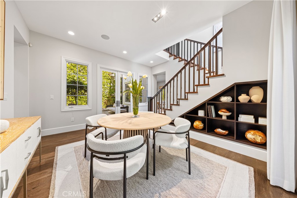 60 Sidney Bay Property Photo 21