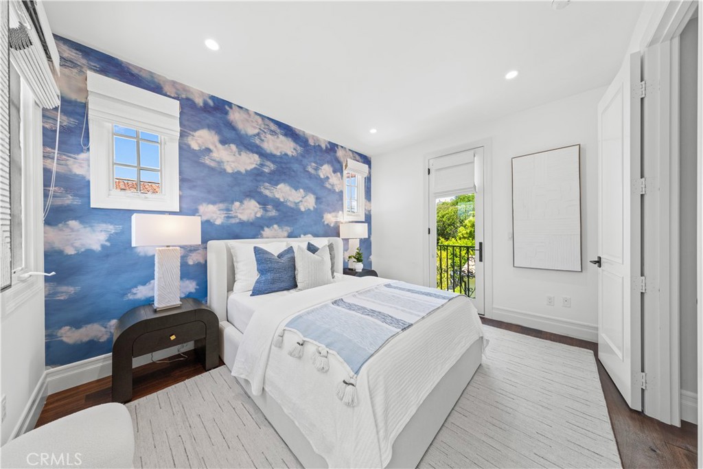 60 Sidney Bay Property Photo 27