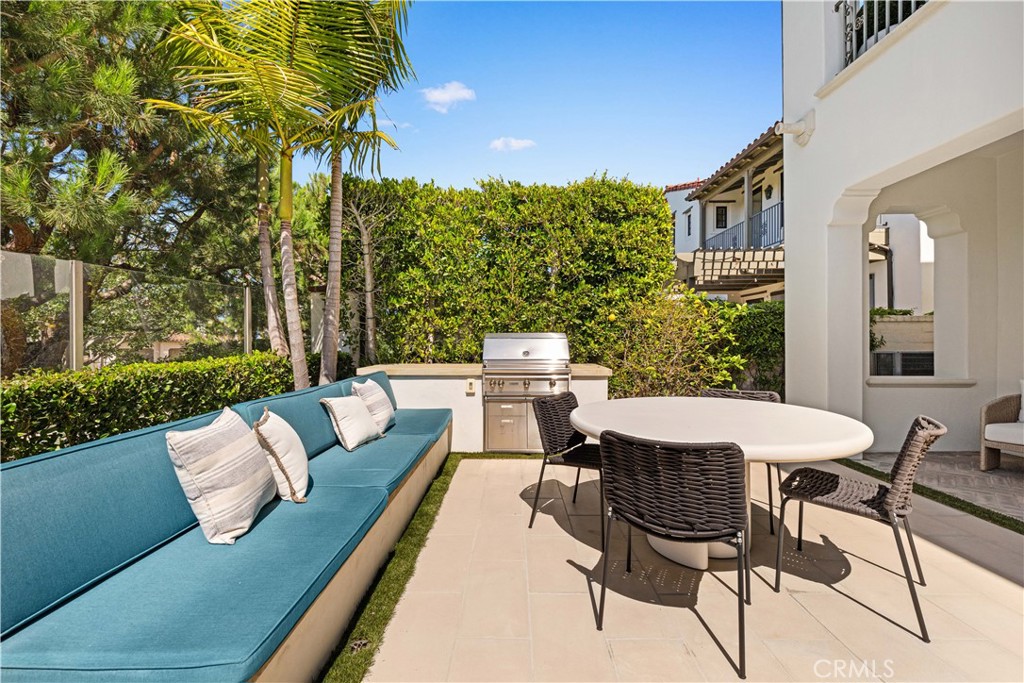 60 Sidney Bay Property Photo 57