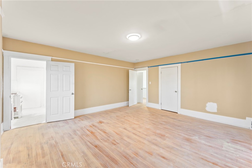 2320 W 25th Property Photo 12