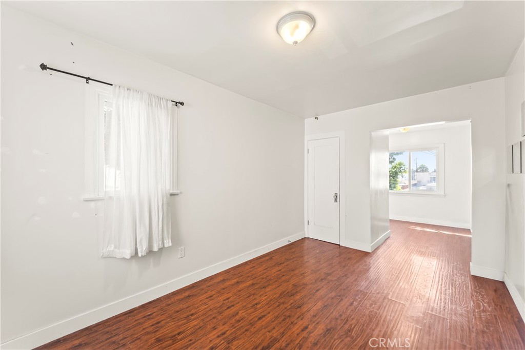 2320 W 25th Property Photo 31
