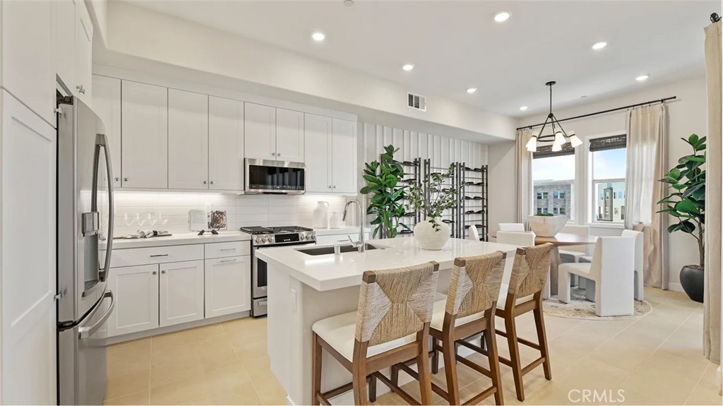 1445 Snowberry Place Property Photo 1