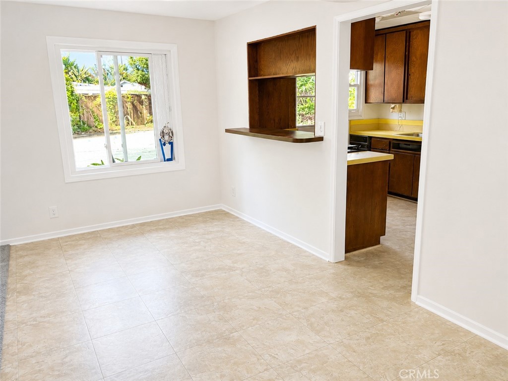 2239 Catherine Property Photo 7