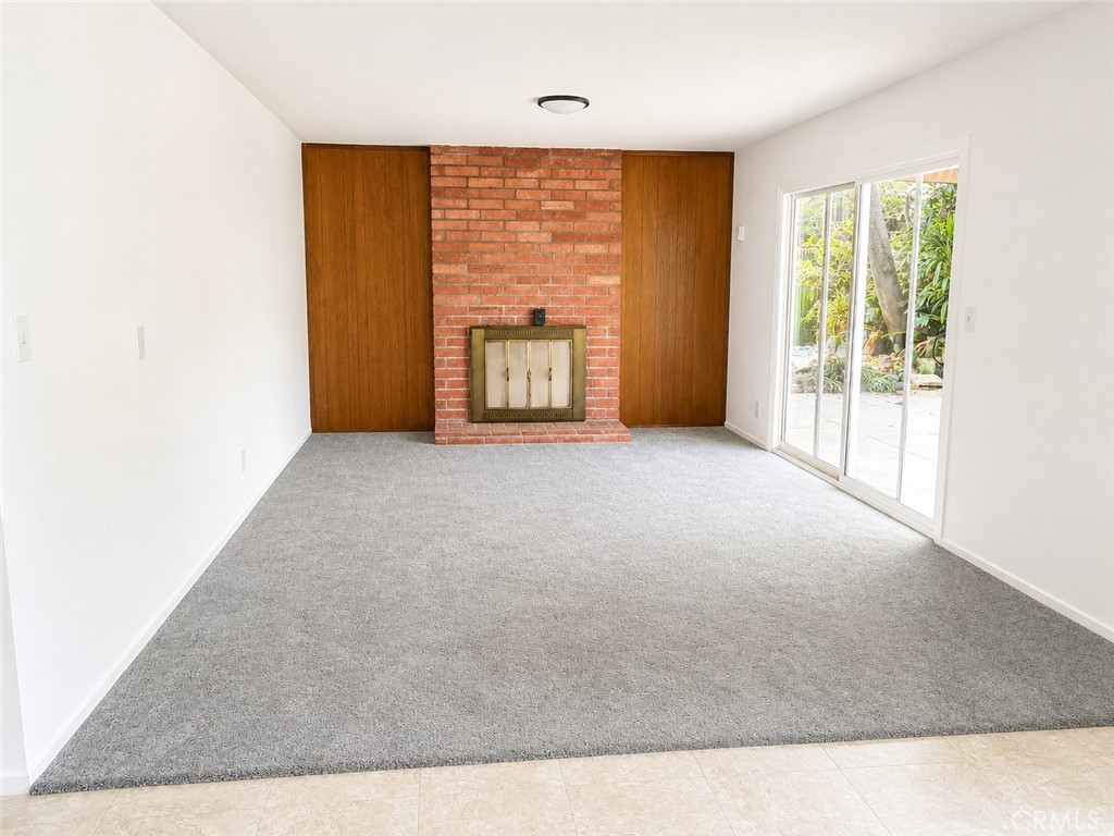 2239 Catherine Property Photo 10