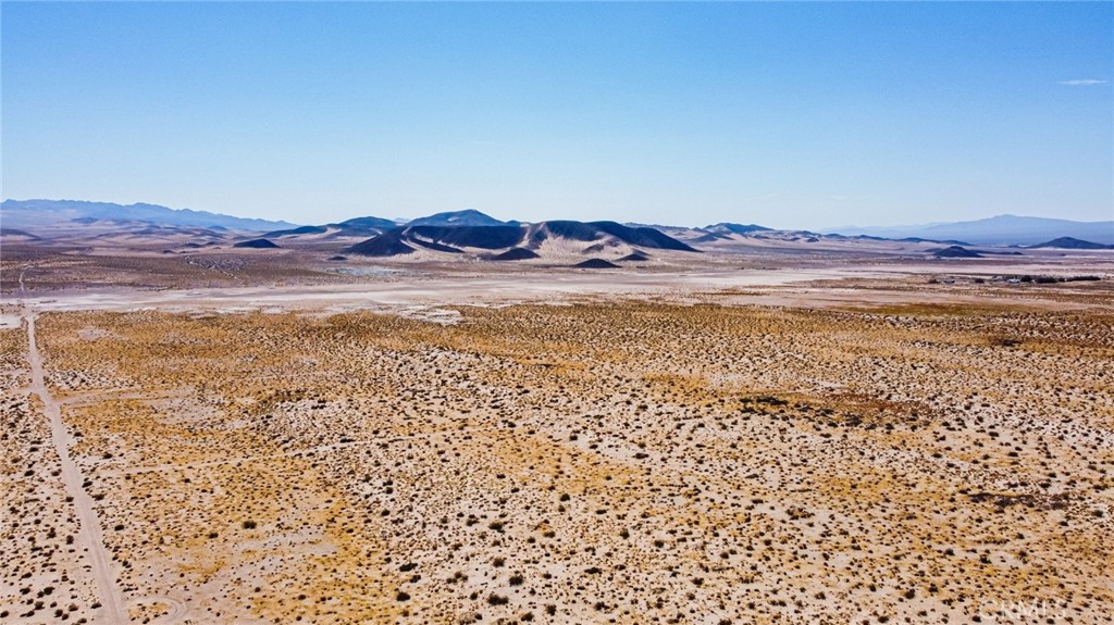 30000 Water Canyon Road Property Photo 4