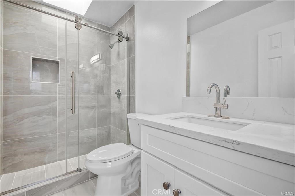 226 N Chandler B Property Photo 12