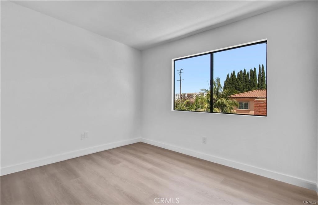 226 N Chandler B Property Photo 14