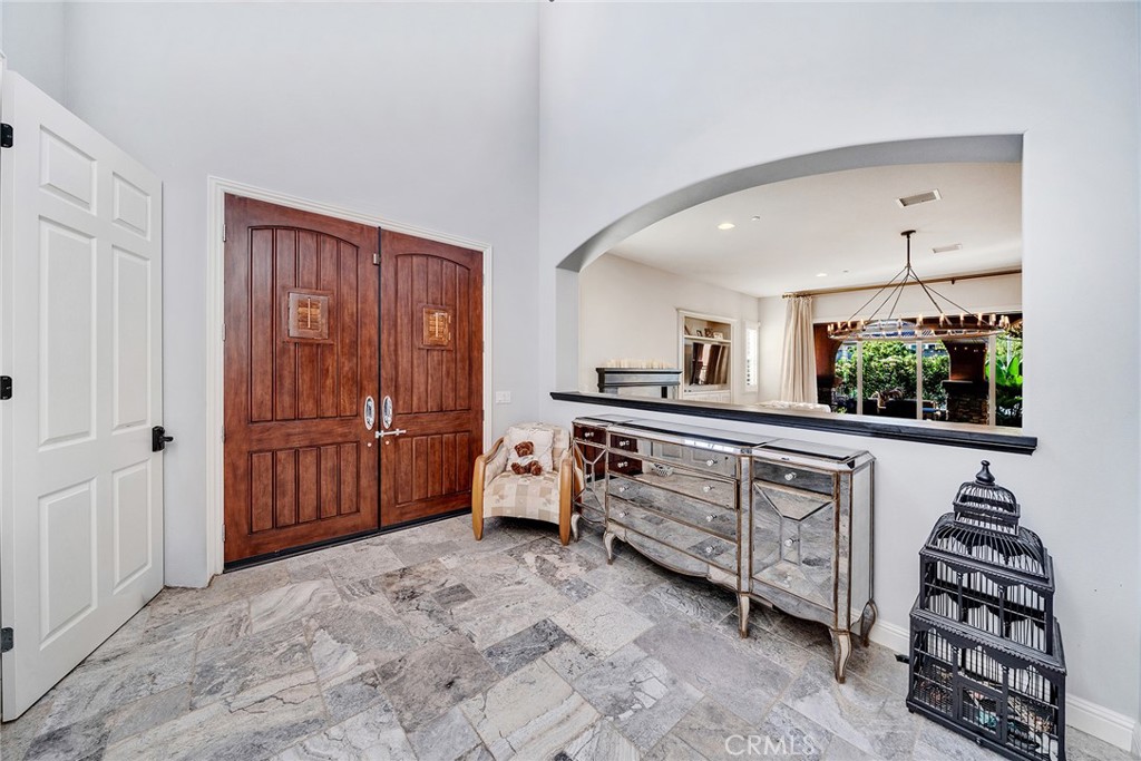 17842 Via Roma Property Photo 5