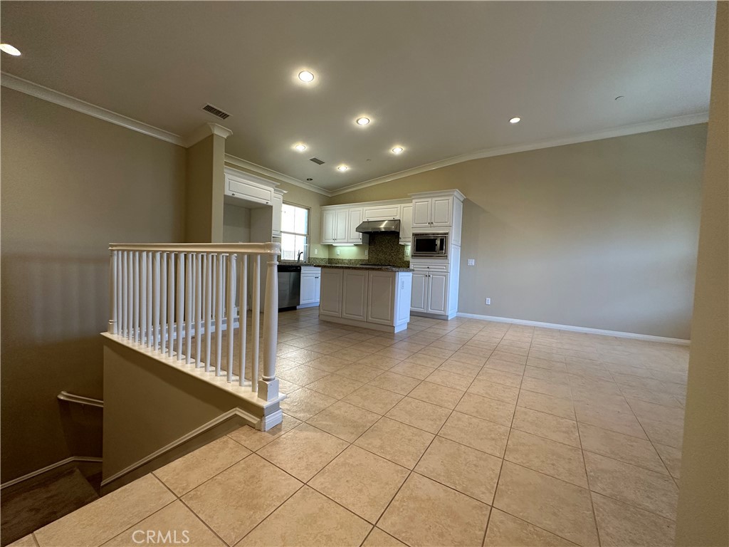 133 Lamplighter Property Photo 4