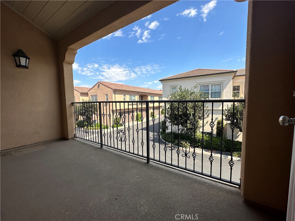 133 Lamplighter Property Photo 6