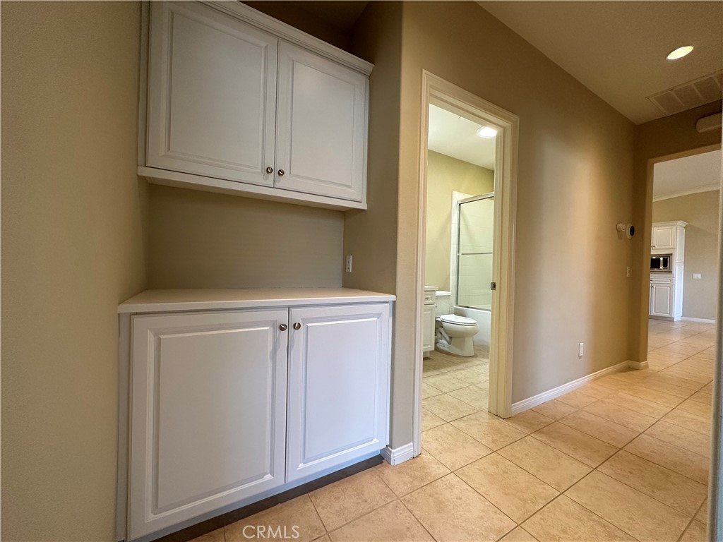 133 Lamplighter Property Photo 8